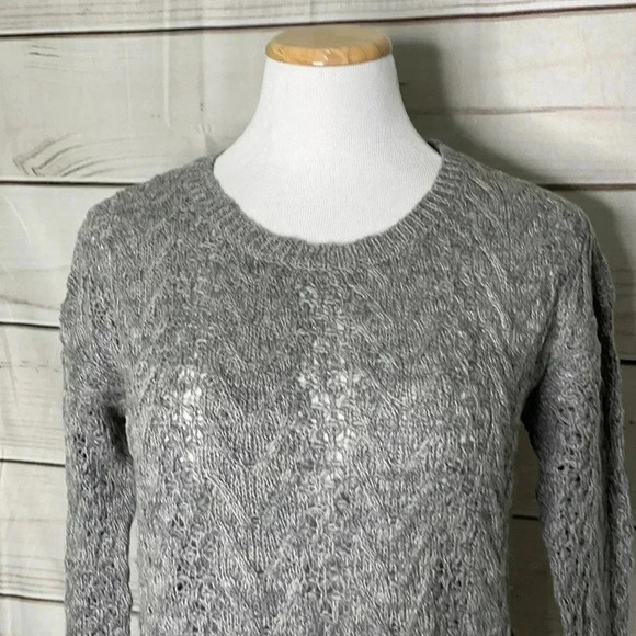 Aeropostale Women’s Sweater Small Gray Soft Long Sleeved Crew Neck Top - Picture 5 of 8